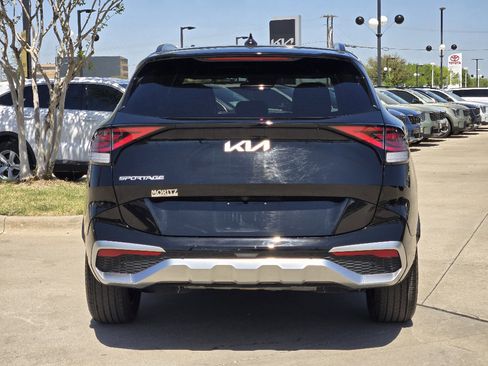 Used 2024 Kia Sportage SX image 13