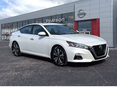Certified 2022 Nissan Altima 2.5 SL