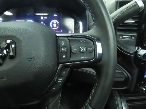 Used 2024 RAM 3500 Limited image 12