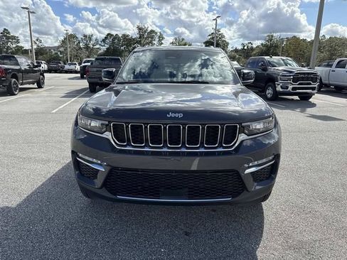 New 2025 Jeep Grand Cherokee Limited w/ Trailer Tow Package image 8