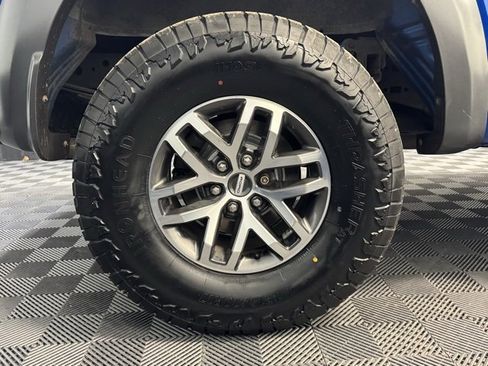 Used 2017 Ford F150 Raptor w/ Equipment Group 802A Luxury image 36