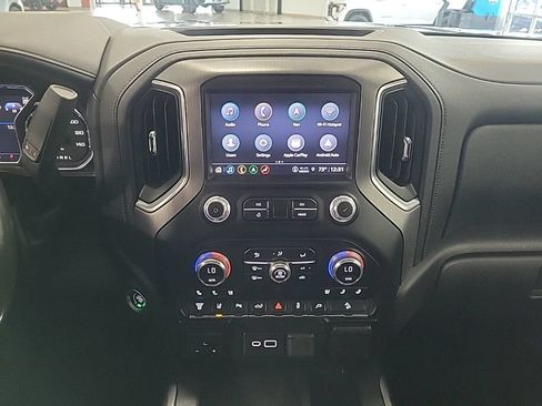 Used 2023 GMC Sierra 3500 Denali w/ Denali Ultimate Package AWD/4WD image 12