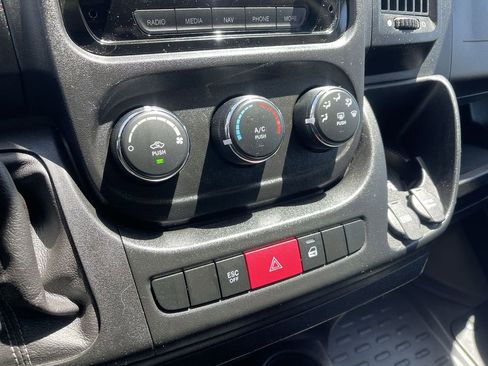Used 2021 RAM ProMaster 1500 FWD image 32