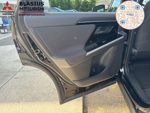 Used 2023 Subaru Solterra AWD image 30