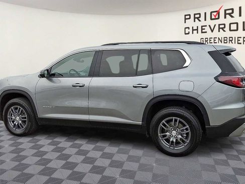 Used 2025 GMC Acadia Elevation image 6