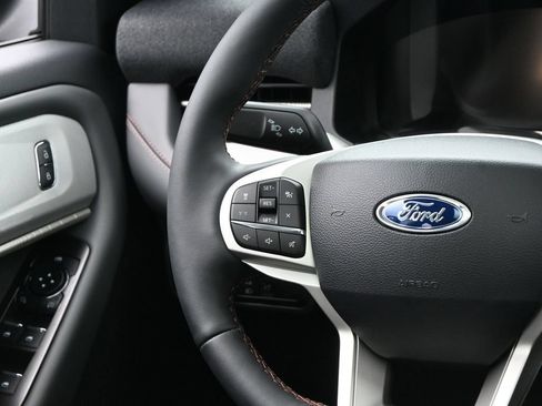 New 2026 Ford Explorer Active w/ Active Comfort Package AWD/4WD image 22