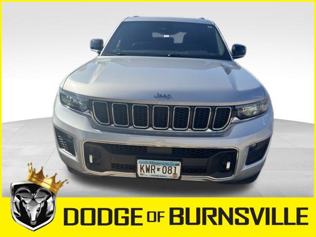 Used 2023 Jeep Grand Cherokee Overland AWD/4WD image 6