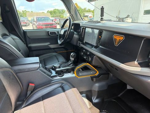 Used 2021 Ford Bronco Badlands AWD/4WD image 12