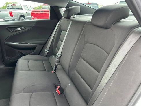 Used 2023 Chevrolet Malibu LS FWD image 34