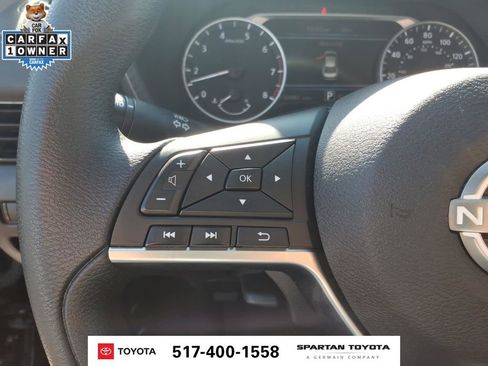 Used 2024 Nissan Sentra SV FWD image 17