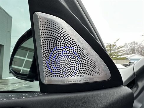 Used 2025 BMW X6 M Competition w/ Executive Package image 19