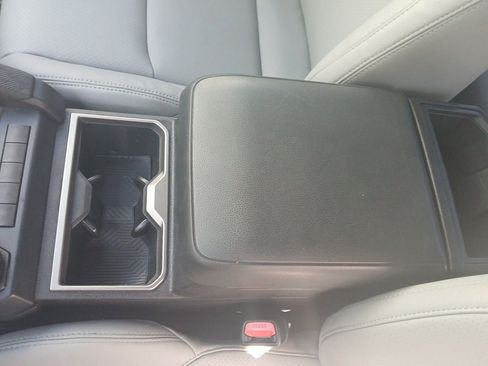 Used 2025 Toyota Tacoma SR5 AWD/4WD image 26