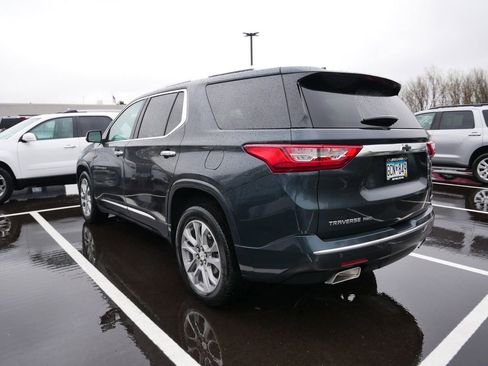 Used 2021 Chevrolet Traverse Premier image 6
