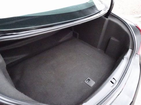 Used 2017 Buick Regal Sport Touring image 27