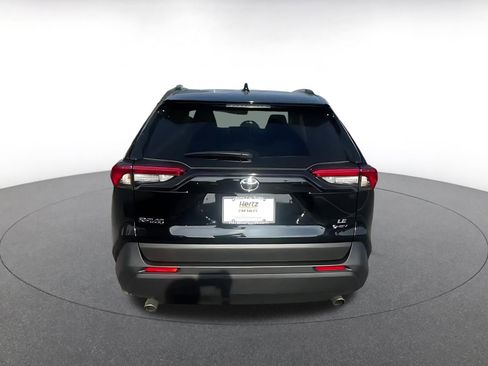 Used 2025 Toyota RAV4 LE image 12