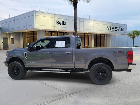 Used 2022 Ford F350 Lariat w/ Chrome Package AWD/4WD image 3