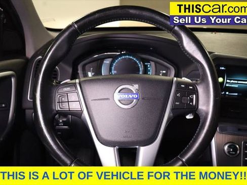 Used 2015 Volvo XC60 T6 image 11