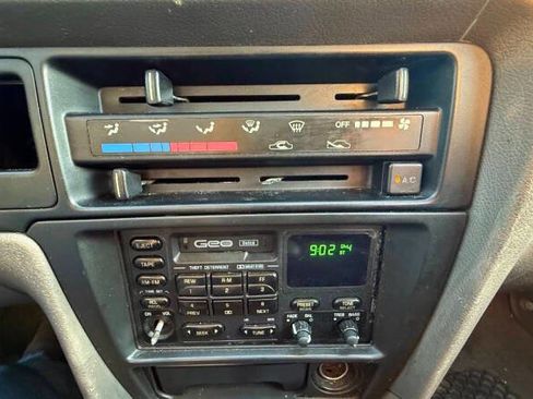 Used 1995 Geo Metro LSi image 12