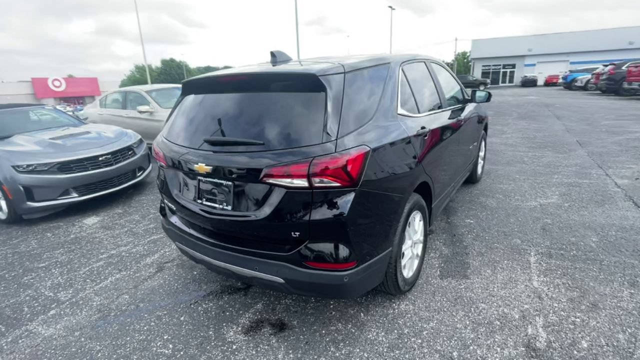 Used 2024 Chevrolet Equinox LT FWD image 9