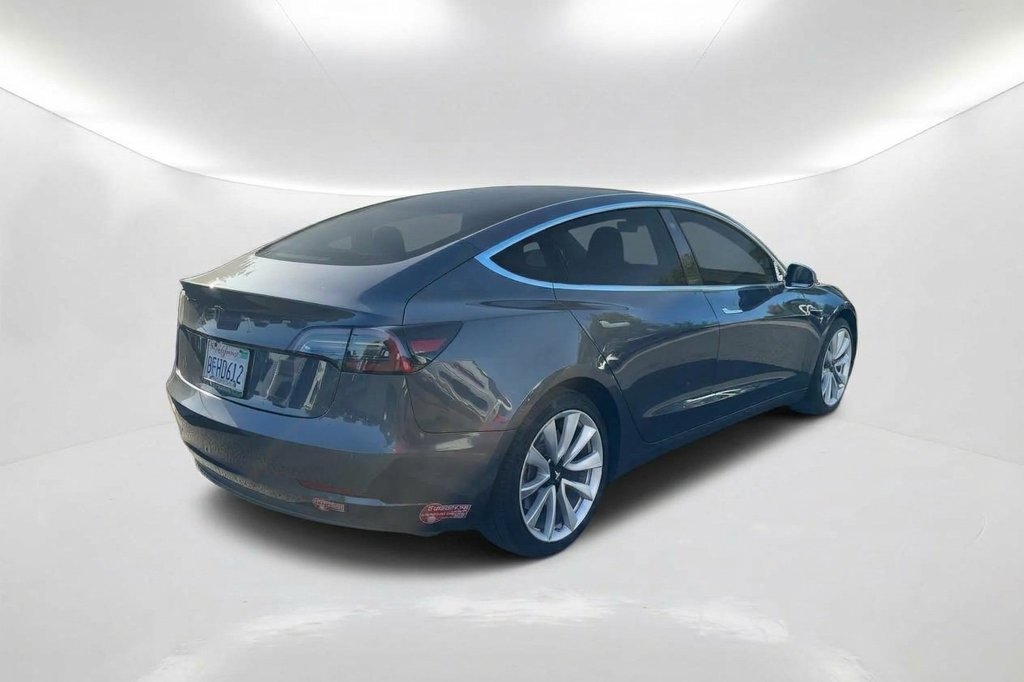 Used 2018 Tesla Model 3 Long Range RWD image 6
