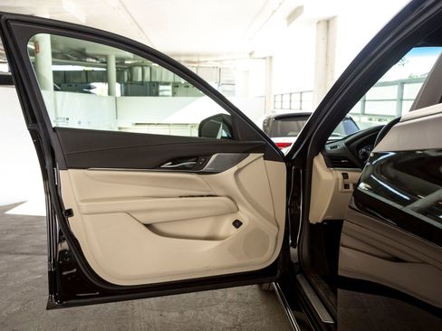 Used 2023 Cadillac CT4 Luxury w/ Sun And Sound Package image 15