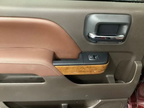 Used 2016 Chevrolet Silverado 2500 High Country w/ Duramax Plus Package image 6