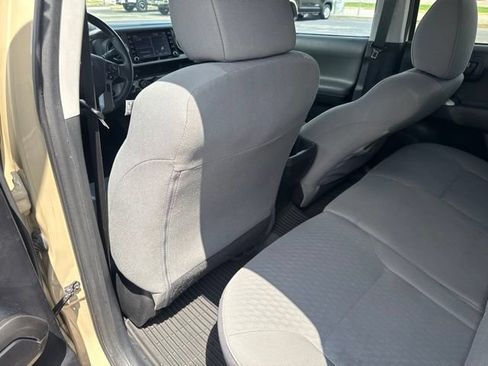 Used 2020 Toyota Tacoma SR5 AWD/4WD image 20