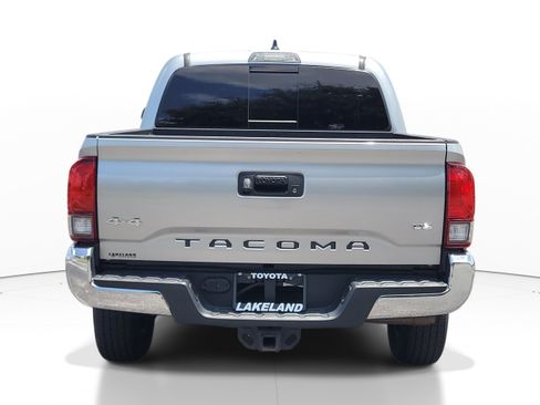 Used 2023 Toyota Tacoma SR5 AWD/4WD image 6