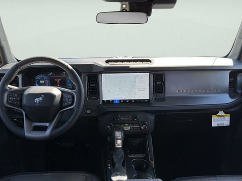 New 2026 Ford Bronco Badlands AWD/4WD image 13