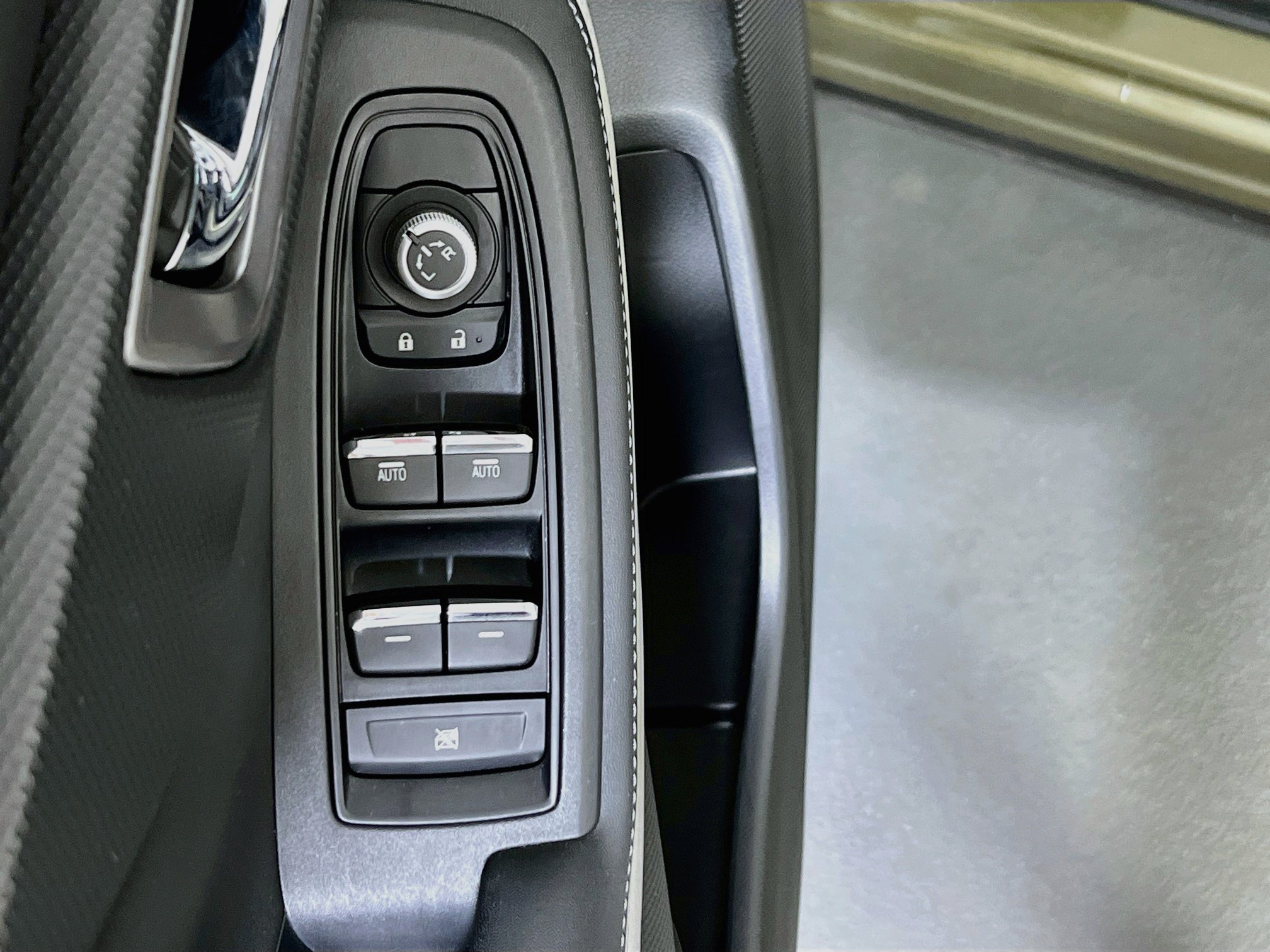 Used 2023 Subaru Forester Limited AWD/4WD image 17