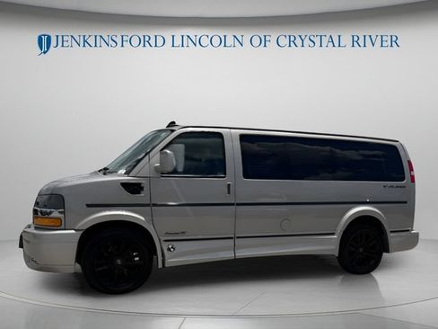 Used 2021 Chevrolet Express 2500 RWD image 13
