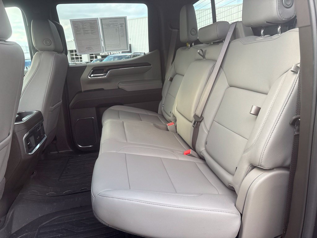 Used 2024 GMC Sierra 1500 SLT w/ SLT Premium Plus Package AWD/4WD image 25