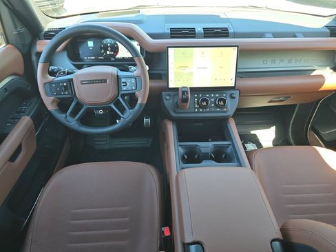 New 2026 Land Rover Defender 110 AWD/4WD image 10