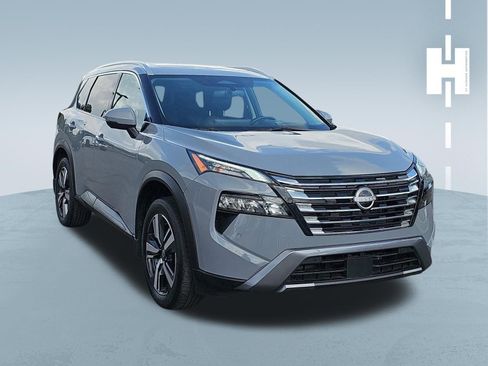Used 2025 Nissan Rogue SL w/ Tech Package FWD image 1