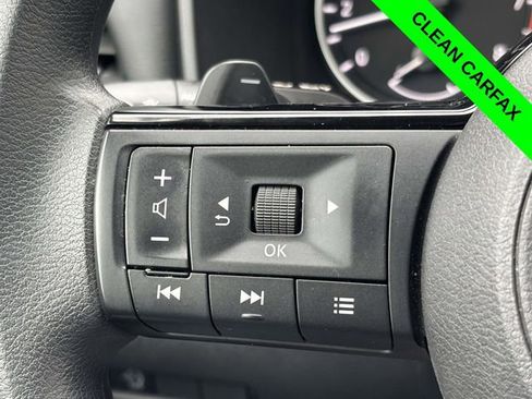 Used 2023 Nissan Rogue SV AWD/4WD image 11