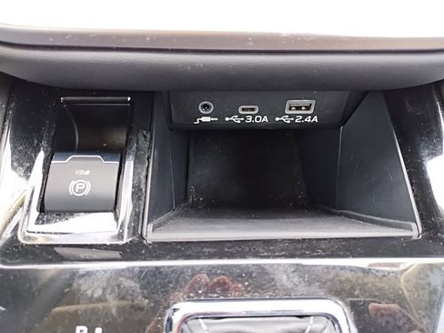 Certified 2025 Subaru Outback Premium w/ Popular Package #1A image 34