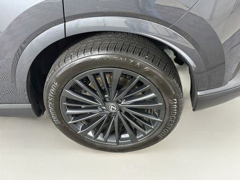 Used 2025 Lexus RX 350 Premium w/ Convenience Package FWD image 11