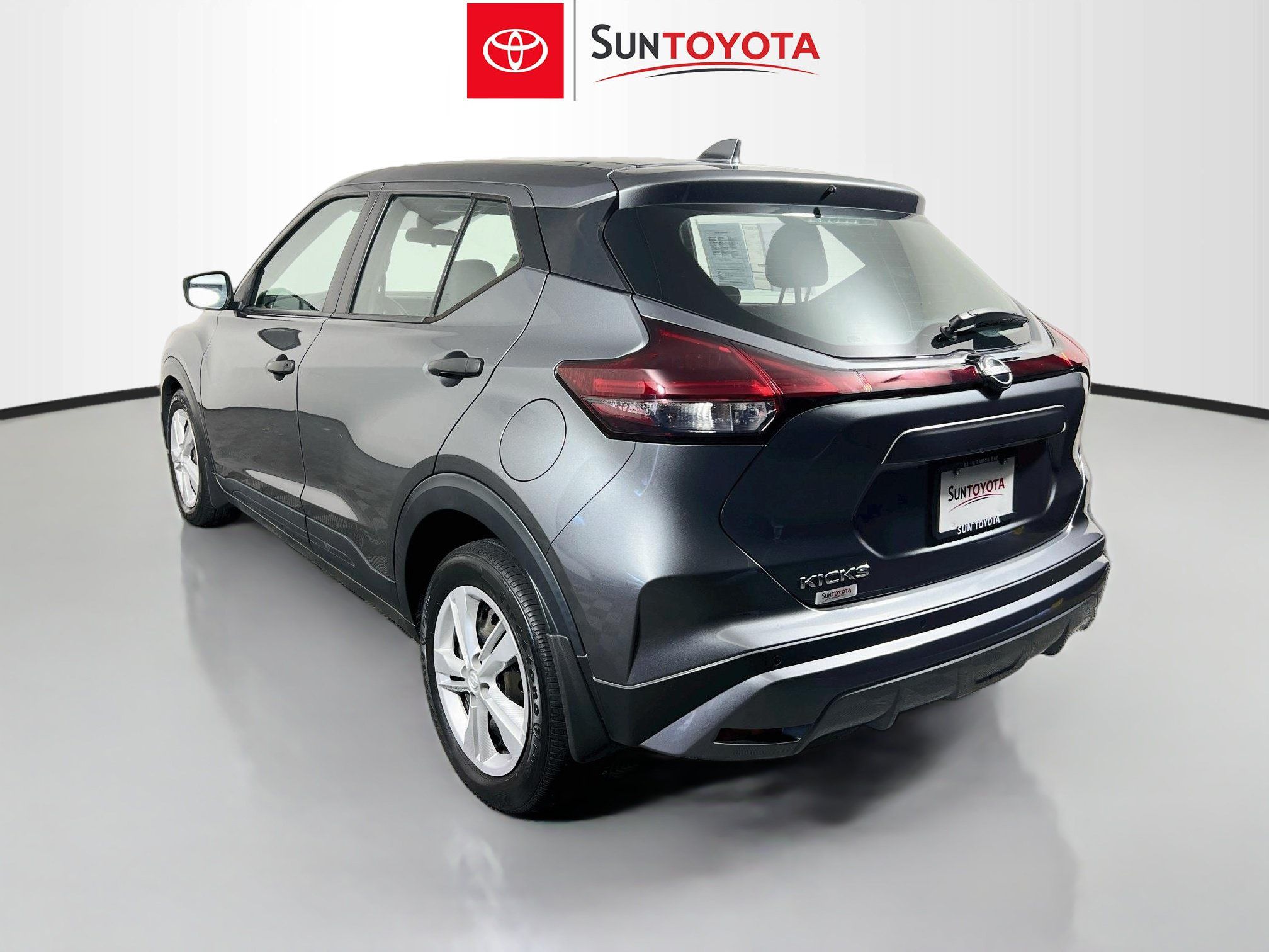 Used 2024 Nissan Kicks S FWD image 6