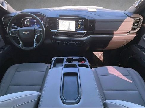 Used 2026 Chevrolet Silverado 1500 LT image 15