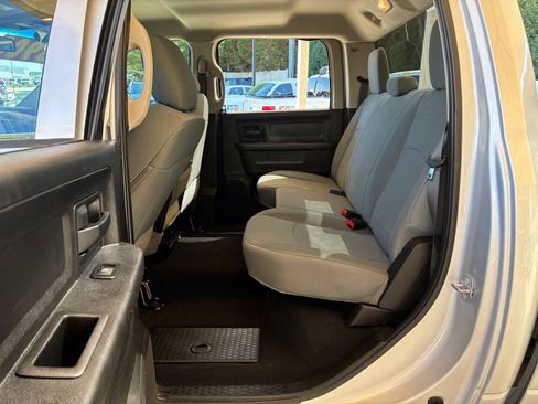 Used 2018 RAM 3500 Tradesman w/ Chrome Appearance Group image 29