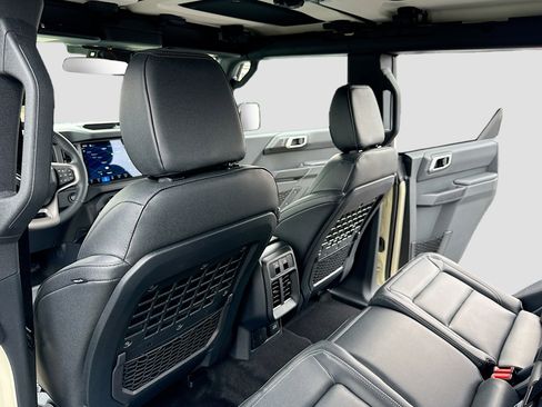 New 2026 Ford Bronco Big Bend image 6
