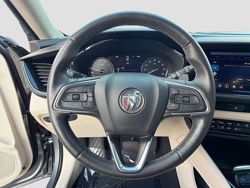 Used 2021 Buick Envision Essence image 37