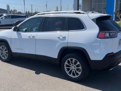 Used 2021 Jeep Cherokee Latitude Lux w/ Sun & Sound Group image 5