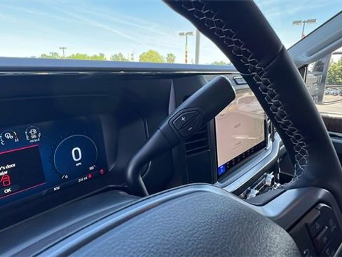 New 2025 Ford F350 Lariat image 28