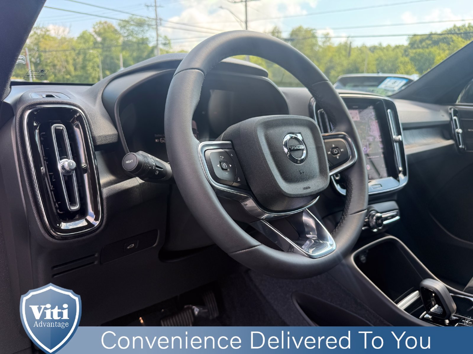 Certified 2023 Volvo XC40 Recharge Ultimate w/ Protection Package Premier AWD/4WD image 16