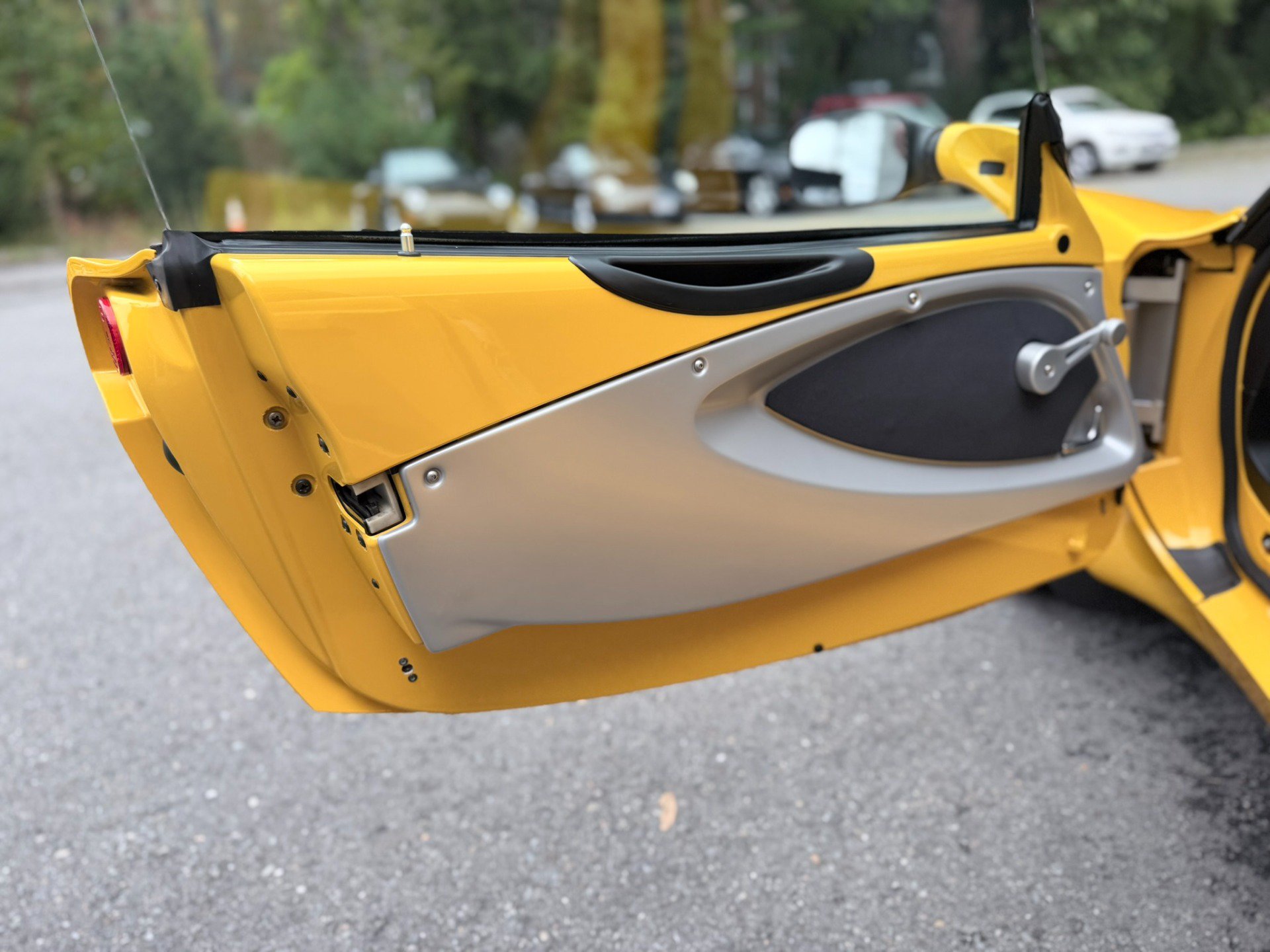 Used 2006 Lotus Elise RWD image 14