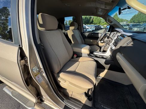 Used 2008 Toyota Tundra SR5 AWD/4WD image 10