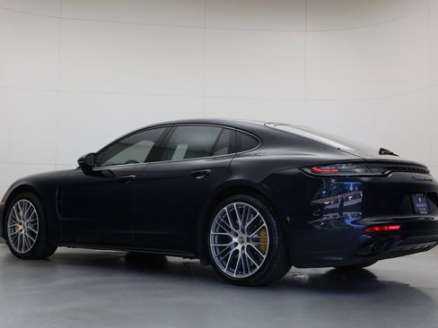 Used 2023 Porsche Panamera Turbo S image 2