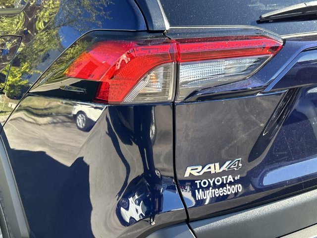Used 2021 Toyota RAV4 XLE w/ XLE Grade Weather Package AWD/4WD image 9