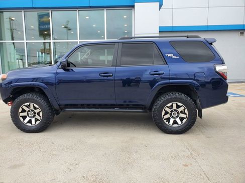Used 2021 Toyota 4Runner TRD Off-Road image 4